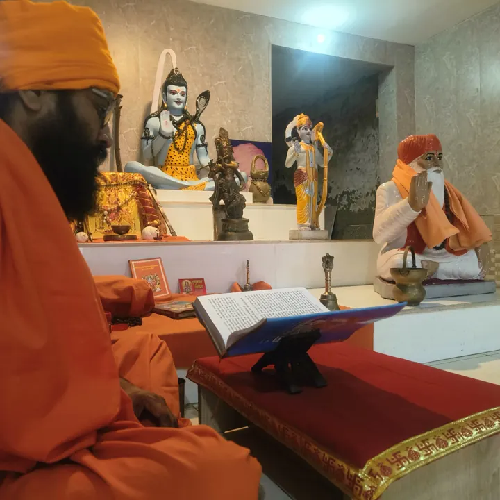 शिव परिवार के समक्ष पाठ – Recitation before Shiva and the deities, शिव परमार्थ धाम
